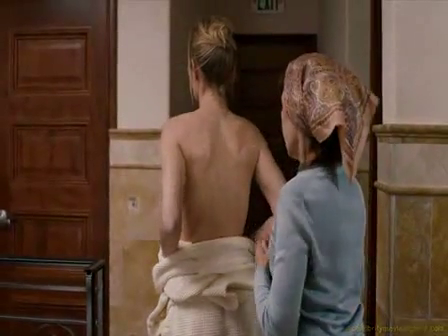 Brazilian girl masturbates with toy on Dirtyroulette