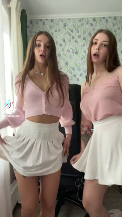 Estonian Teen masturbates her beautiful Wet Pussy