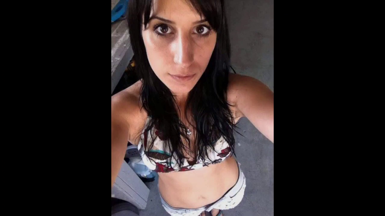 Indonesian Slut Show in Ometv