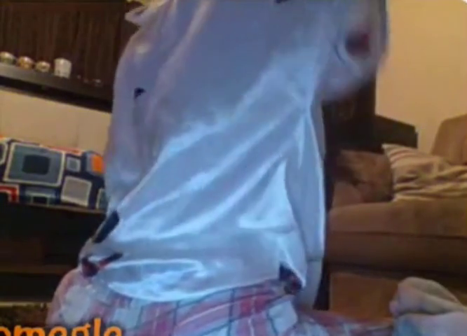 Omchater Flingster Russian Girl Masturbating