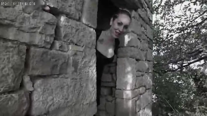 Uganda big tits girls shows huge melons