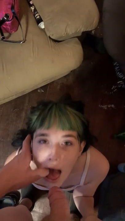 latina girl plays for me